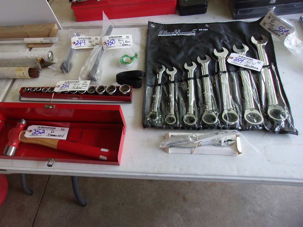 Item Image for New shop tools, shop equipment, store displays, & lawn mower auction