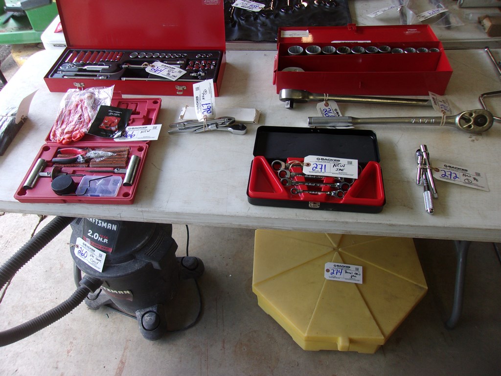 Item Image for New shop tools, shop equipment, store displays, & lawn mower auction