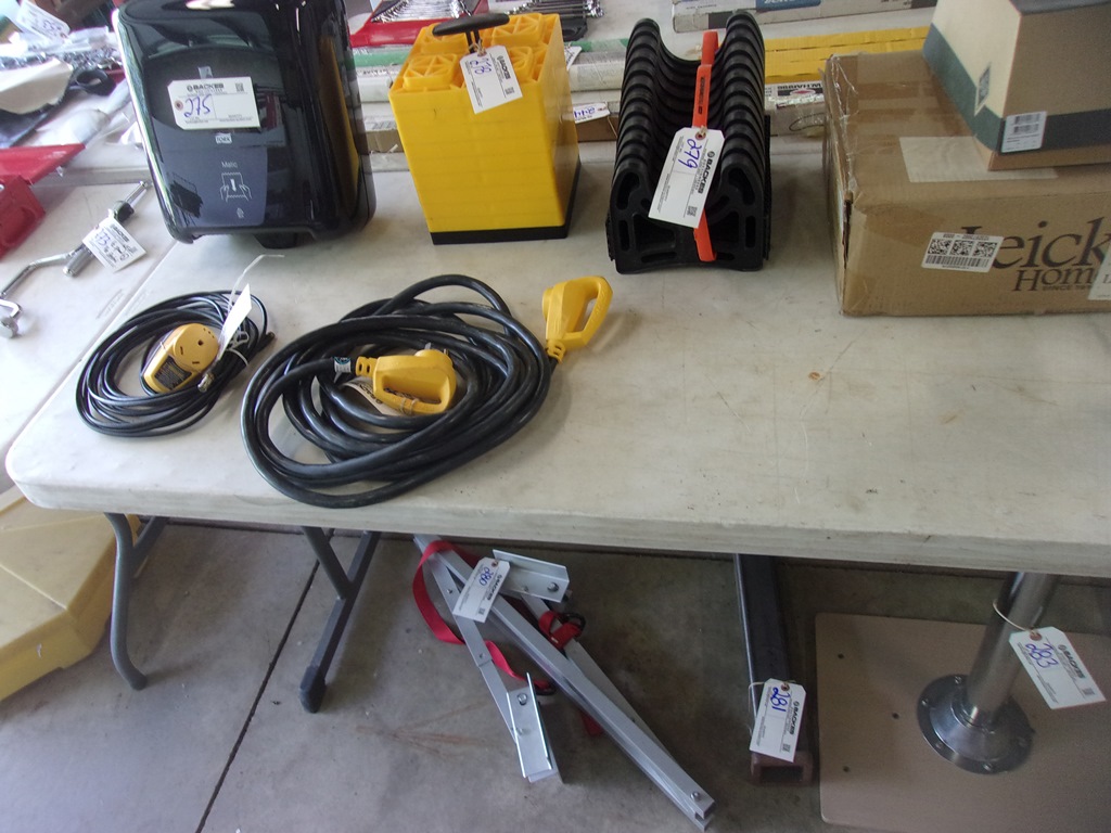 Item Image for New shop tools, shop equipment, store displays, & lawn mower auction