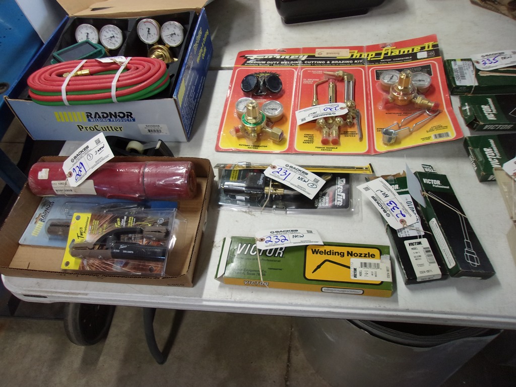 Item Image for New shop tools, shop equipment, store displays, & lawn mower auction