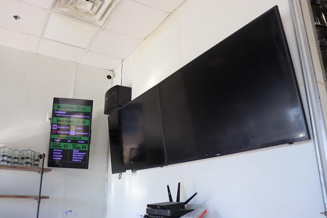 Item Image for 2 Hoods, Seating, Funnel Cake and More