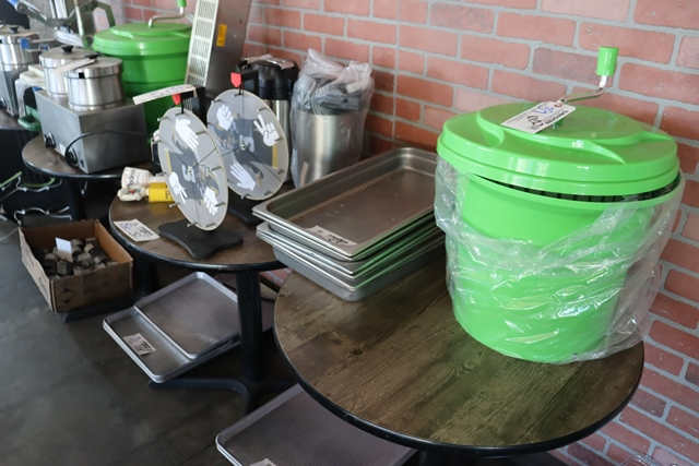 Item Image for 2 Hoods, Seating, Funnel Cake and More