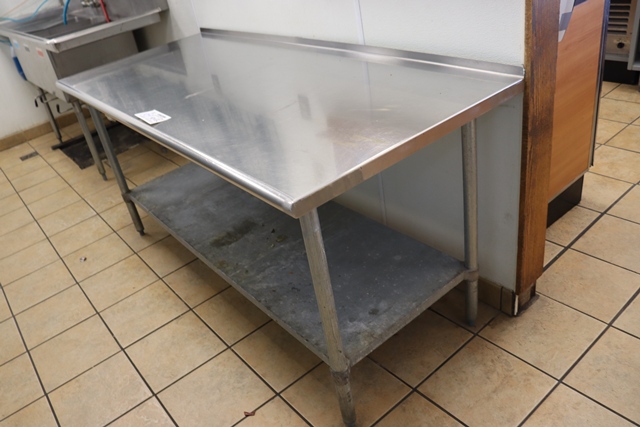 Item Image for Former Subway Store with some 1 year old equipment