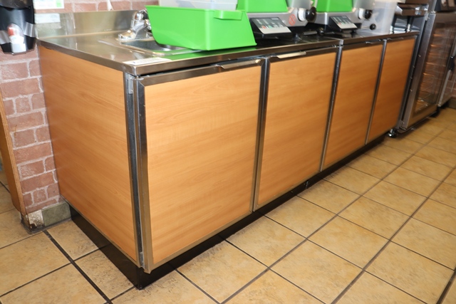 Item Image for Former Subway Store with some 1 year old equipment