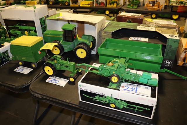 Item Image for Viewing: Sunday Feb 16th from 12:00 to 2:00 PM. Or swing by Auction Center to view during business hours.