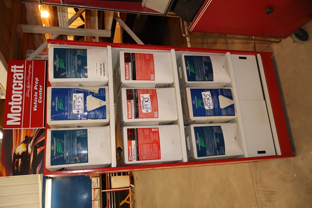 Item Image for Huge offering of like new Craftsman hand tools and tool boxes, pallet racking, new product and 4 post lift