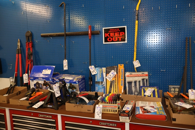 Item Image for Huge offering of like new Craftsman hand tools and tool boxes, pallet racking, new product and 4 post lift