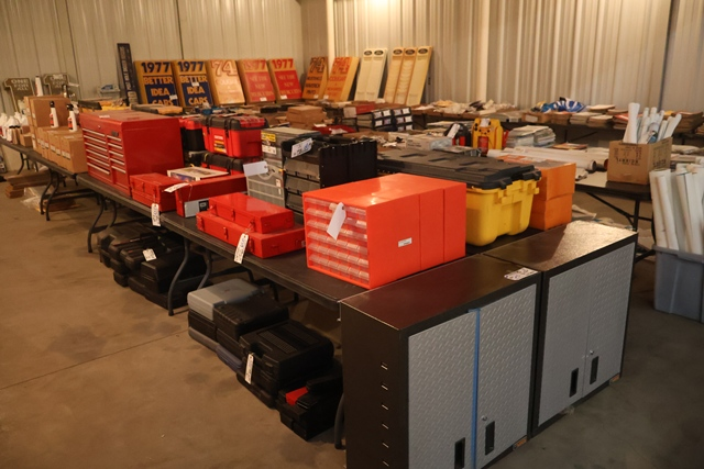 Item Image for Huge offering of like new Craftsman hand tools and tool boxes, pallet racking, new product and 4 post lift