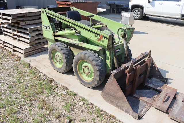 Item Image for Truc, Skid Steer, Lawn & Garden, Shop Equipment, Hand & Power Tools