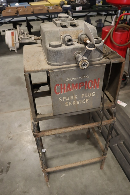 Item Image for Truc, Skid Steer, Lawn & Garden, Shop Equipment, Hand & Power Tools