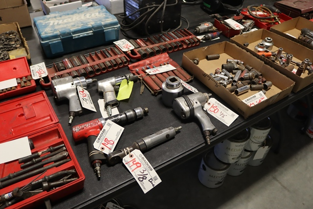 Item Image for Truc, Skid Steer, Lawn & Garden, Shop Equipment, Hand & Power Tools