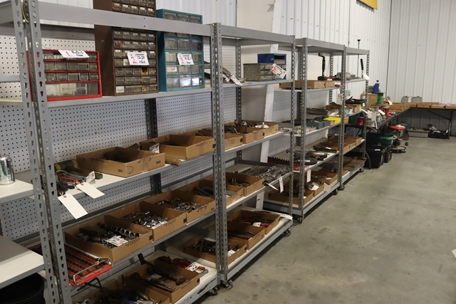 Item Image for Truc, Skid Steer, Lawn & Garden, Shop Equipment, Hand & Power Tools