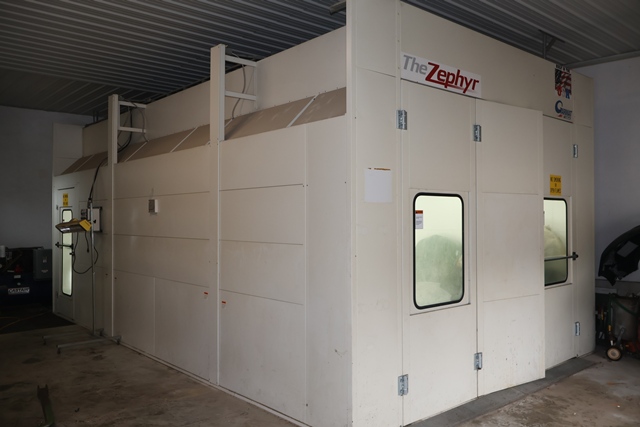 Item Image for Frerich's Automotive Body Repair Online Auction