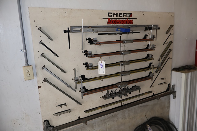 Item Image for Frerich's Automotive Body Repair Online Auction