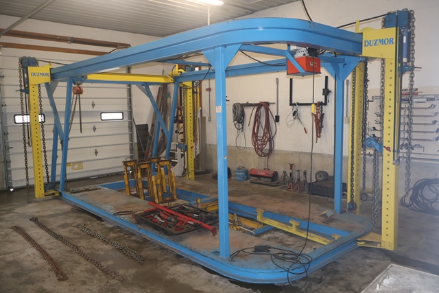 Item Image for Frerich's Automotive Body Repair Online Auction