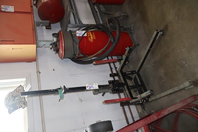 Item Image for Frerich's Automotive Body Repair Online Auction