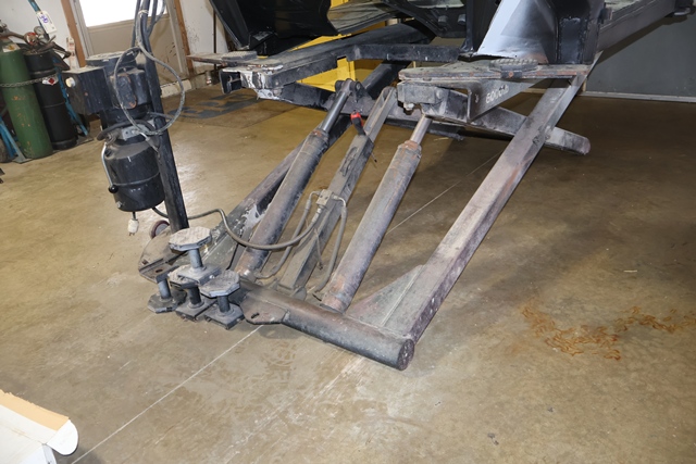Item Image for Frerich's Automotive Body Repair Online Auction