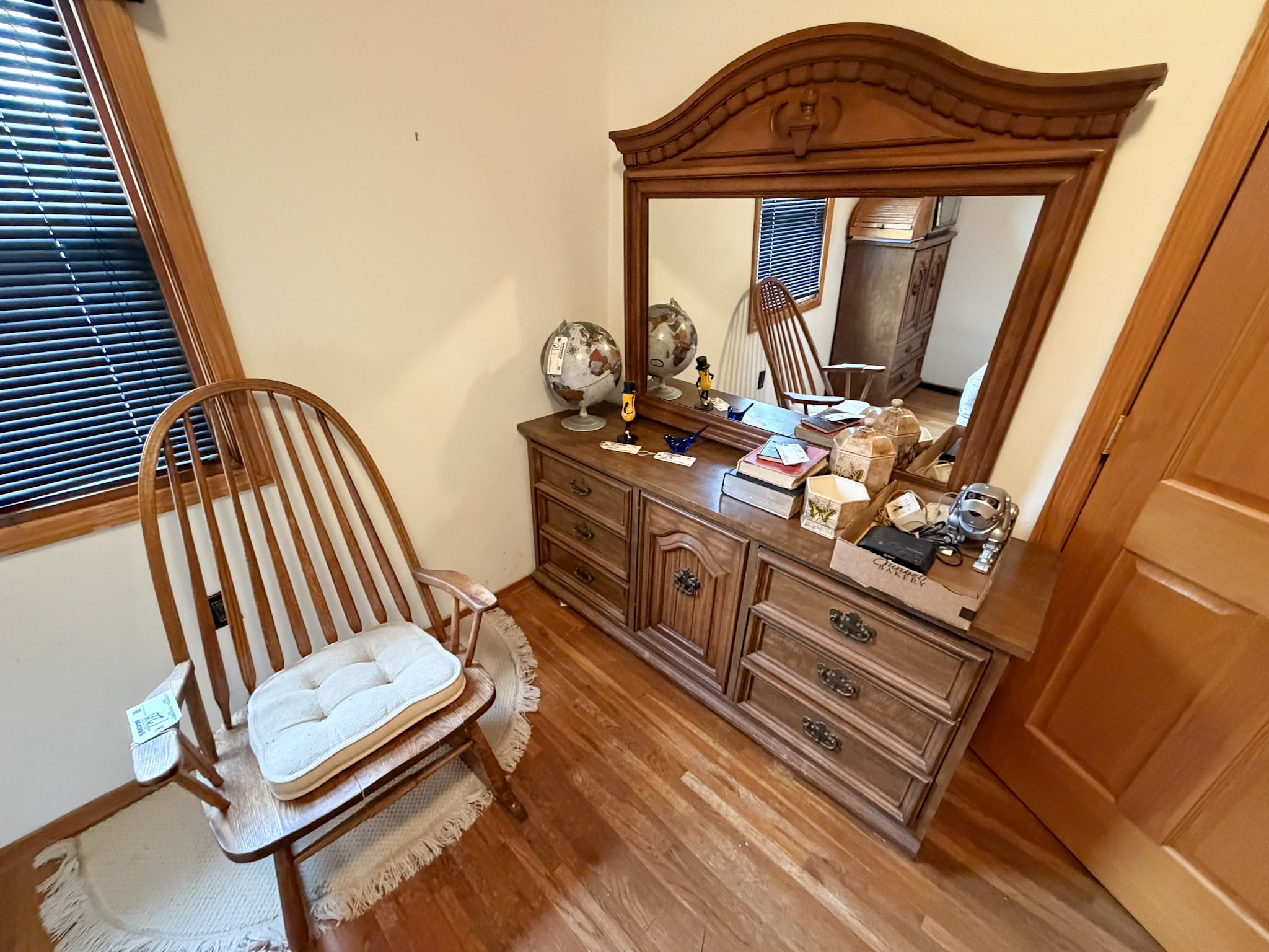 Item Image for Robert Cummings Estate
