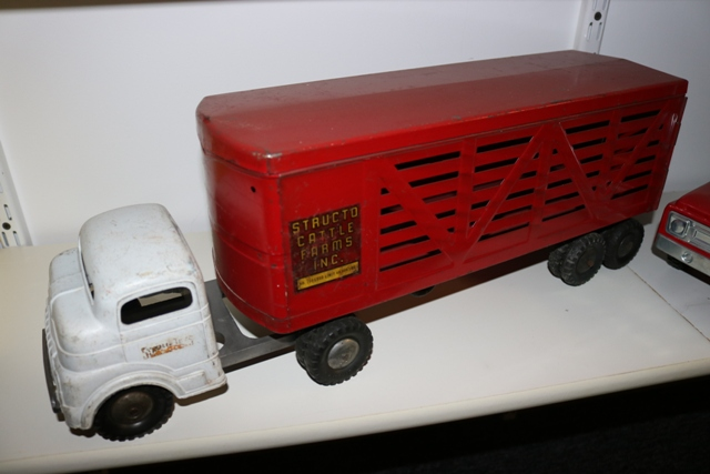 structo transport toy truck