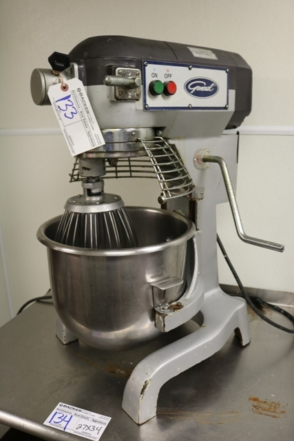 This stand mixer is on hidden clearance at the Ames Walmart for $25 : r/ames