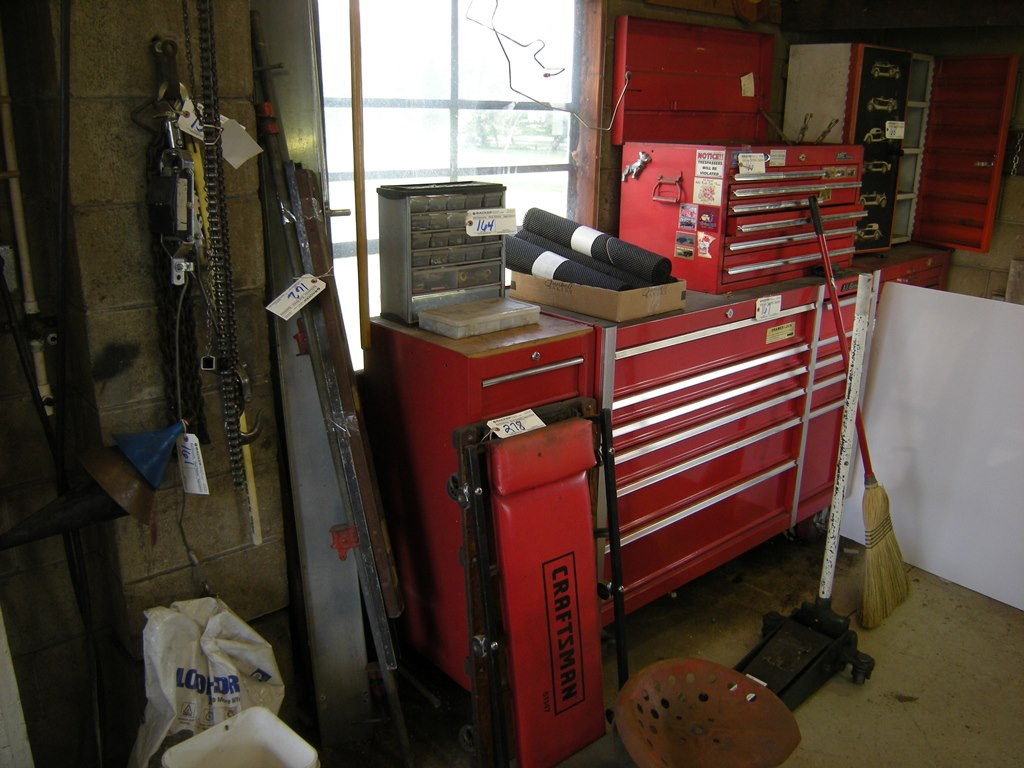 Craftsman Tool Tote and Wire Nut Organizer - Bid On Estates Auction Services