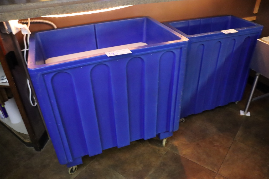 Sold at Auction: LOT OF 4- HEFTY 113-QT. STORAGE CONTAINERS W/ LIDS