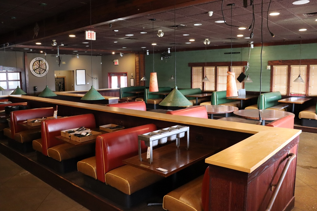 Restaurant booth controversies  Restaurant-ing through history